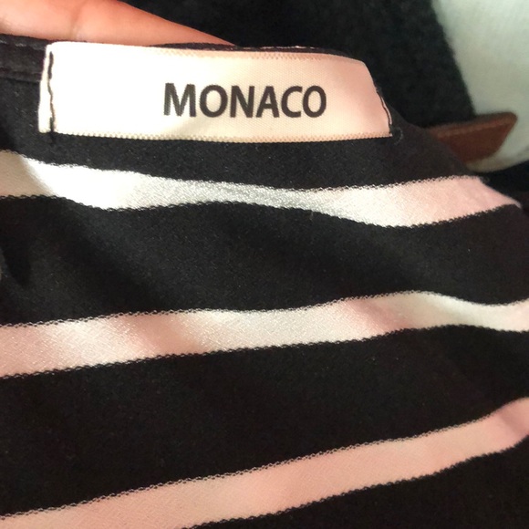 Plus Size Striped Open Shoulder Maxi Dress - Picture 7 of 7